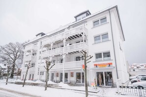 Imagen sin descripción, 4 de 25, botón