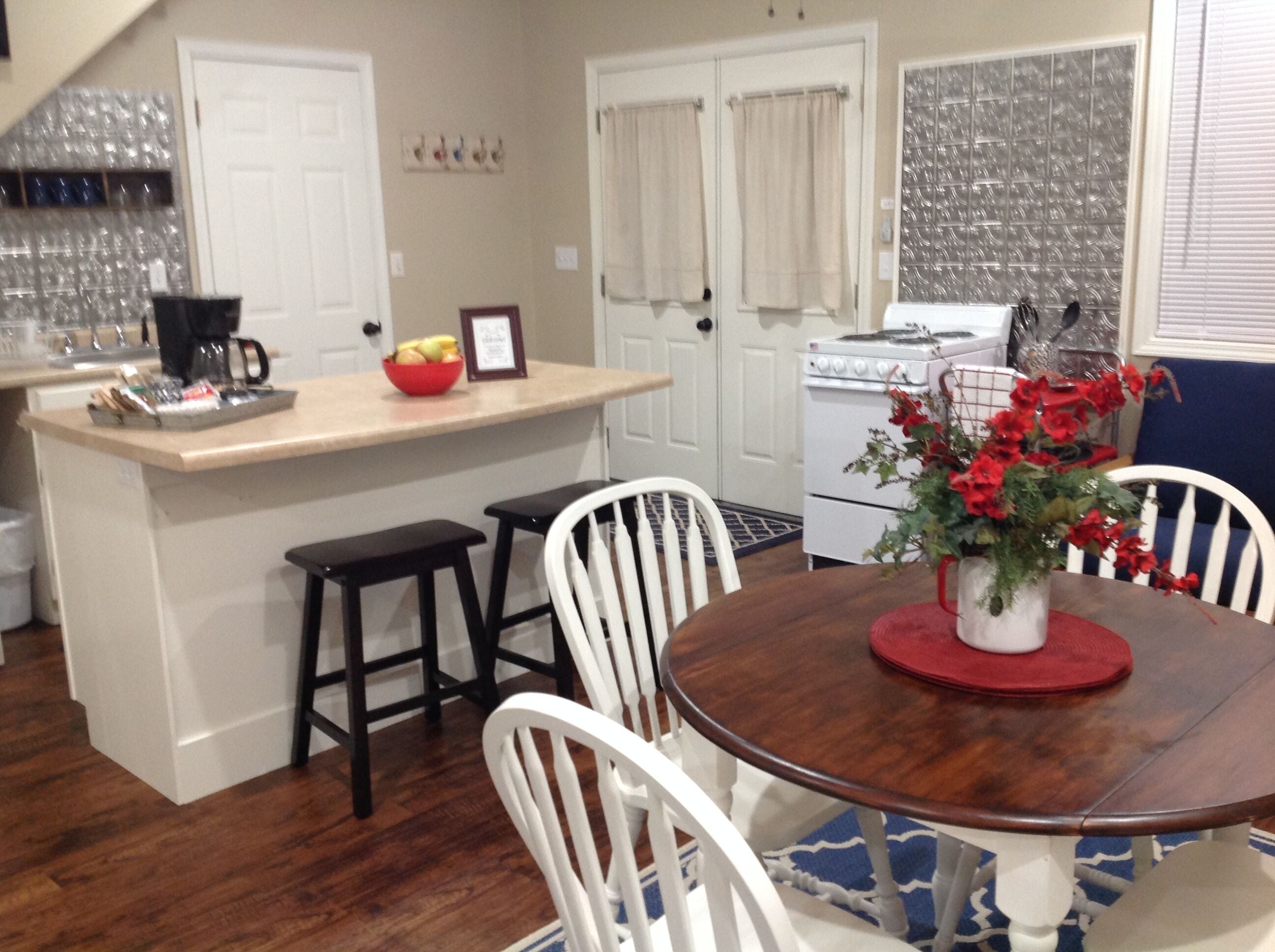Kitchen and dining area