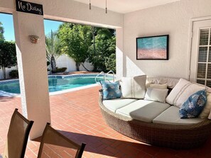 Piscina all'aperto, una piscina riscaldata