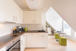 Fridge, oven, dishwasher, freezer - Villa Allegra - 2-room-App. for 1-4 persons (20) - Villa Allegra (Binz)