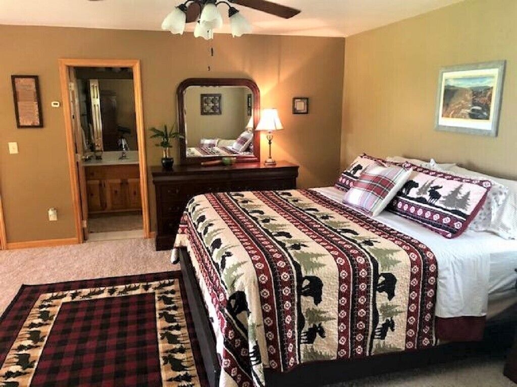 3 bedrooms, iron/ironing board, free WiFi, bed sheets