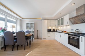 Mikrobølgeovn, ovn, opvaskemaskine