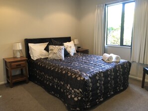 3 bedrooms, iron/ironing board, WiFi, bed sheets - Fantastic mountain house (Ohakune)