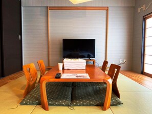 Televisión de pantalla plana