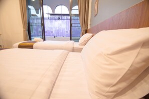 Family Room with Shared Bathroom | 免费 WiFi、床单