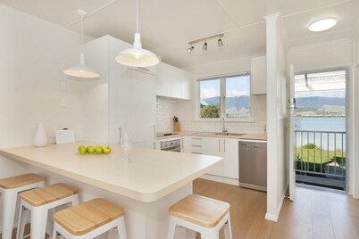 Monaco Waterside Magic - Holiday Home with Magnificent Water Views