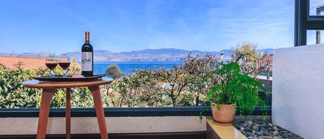 Quarto casal luxo (Mainland China Citizen Only) | Escrivaninha, cortinas blackout, Wi-Fi de cortesia