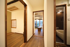 Hallway - Kyotoya Junnya (Kyoto)
