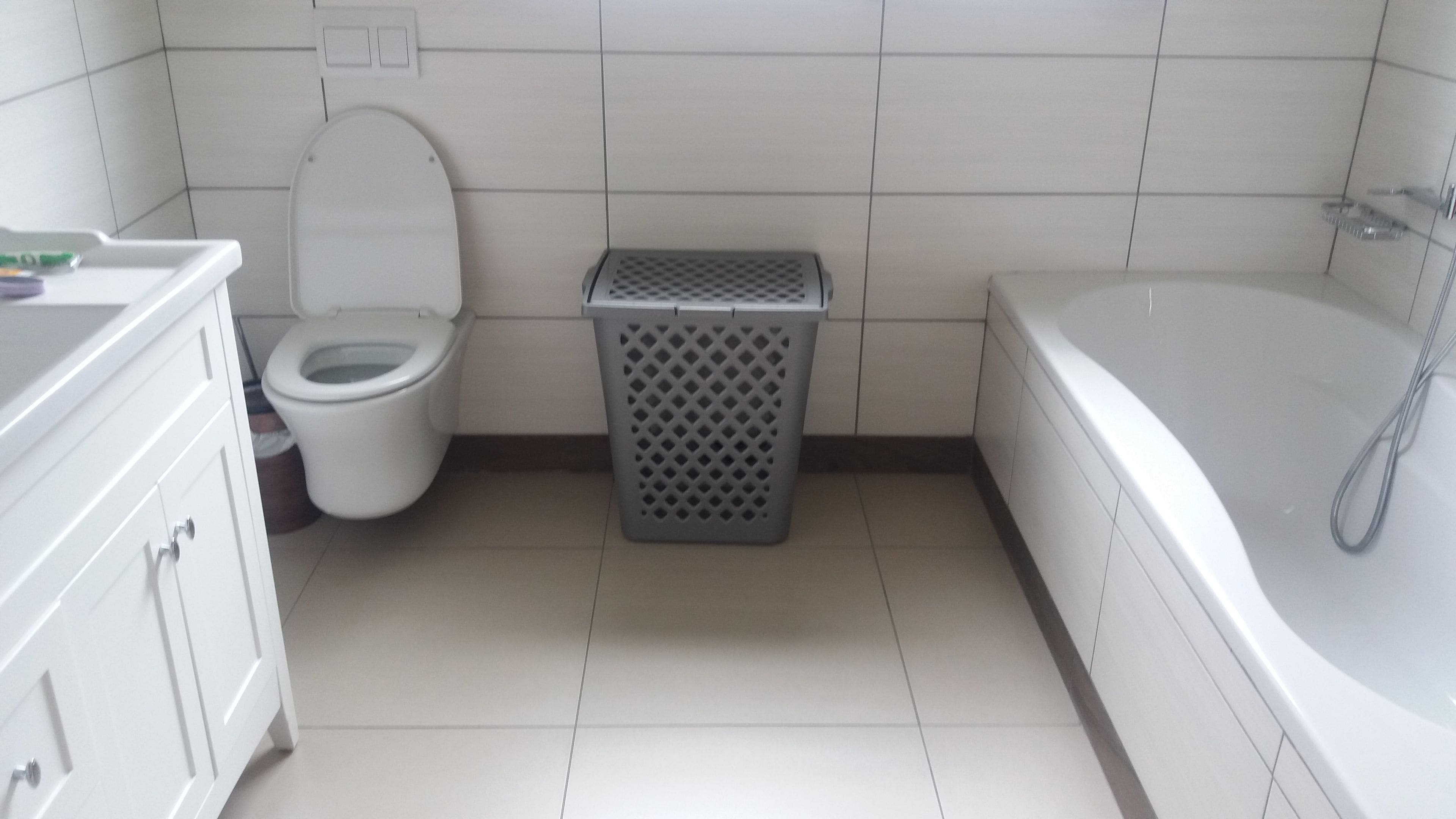 Elite Apartment, Non Smoking | Bathroom | Separate tub and shower, deep soaking tub, free toiletries, towels