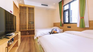 Habitación Confort con 2 camas individuales | Cortinas blackout y wifi gratis