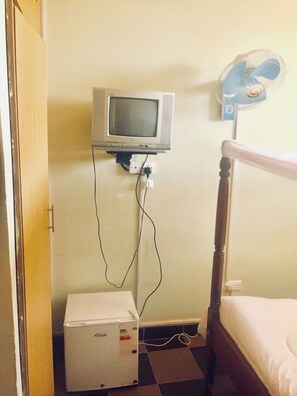 經濟雙人房, 共用浴室 | 客房景觀