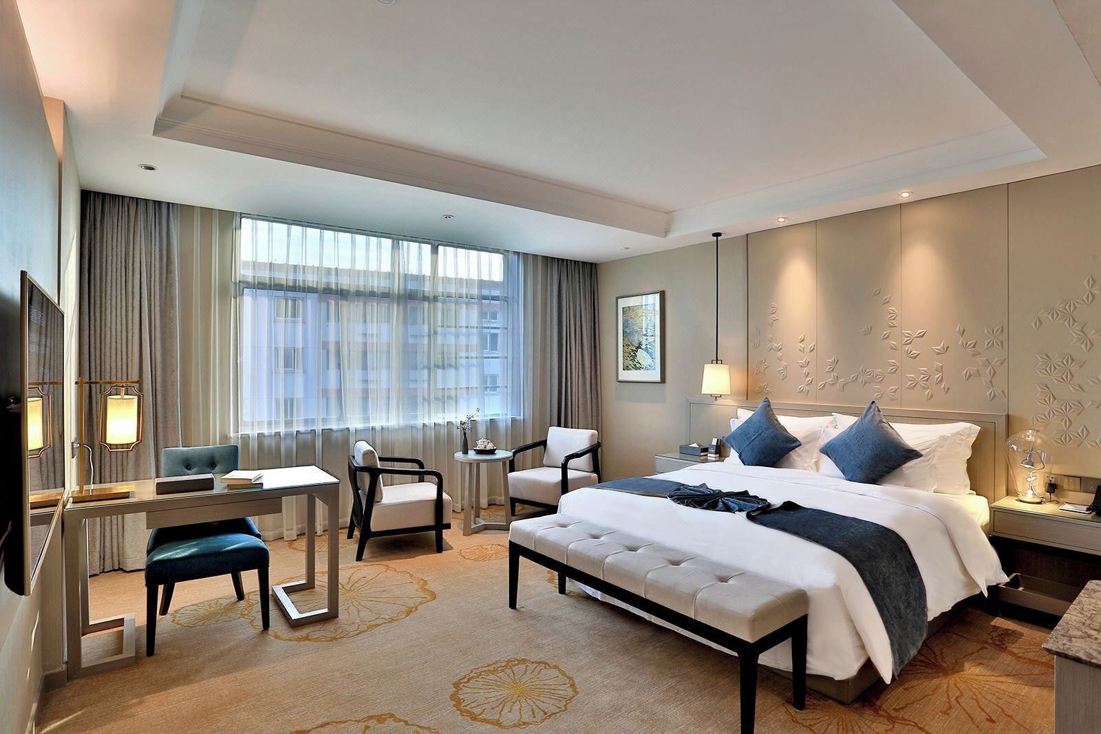 Premium bedding, down duvets, pillow-top beds, free minibar items