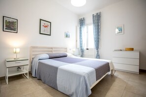 1 Schlafzimmer, Bügeleisen/Bügelbrett