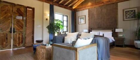 Classic Double Room | Blackout curtains, free WiFi