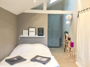 1 Schlafzimmer, Schreibtisch, Bügeleisen/Bügelbrett, WLAN