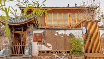 واجهة المنشأة