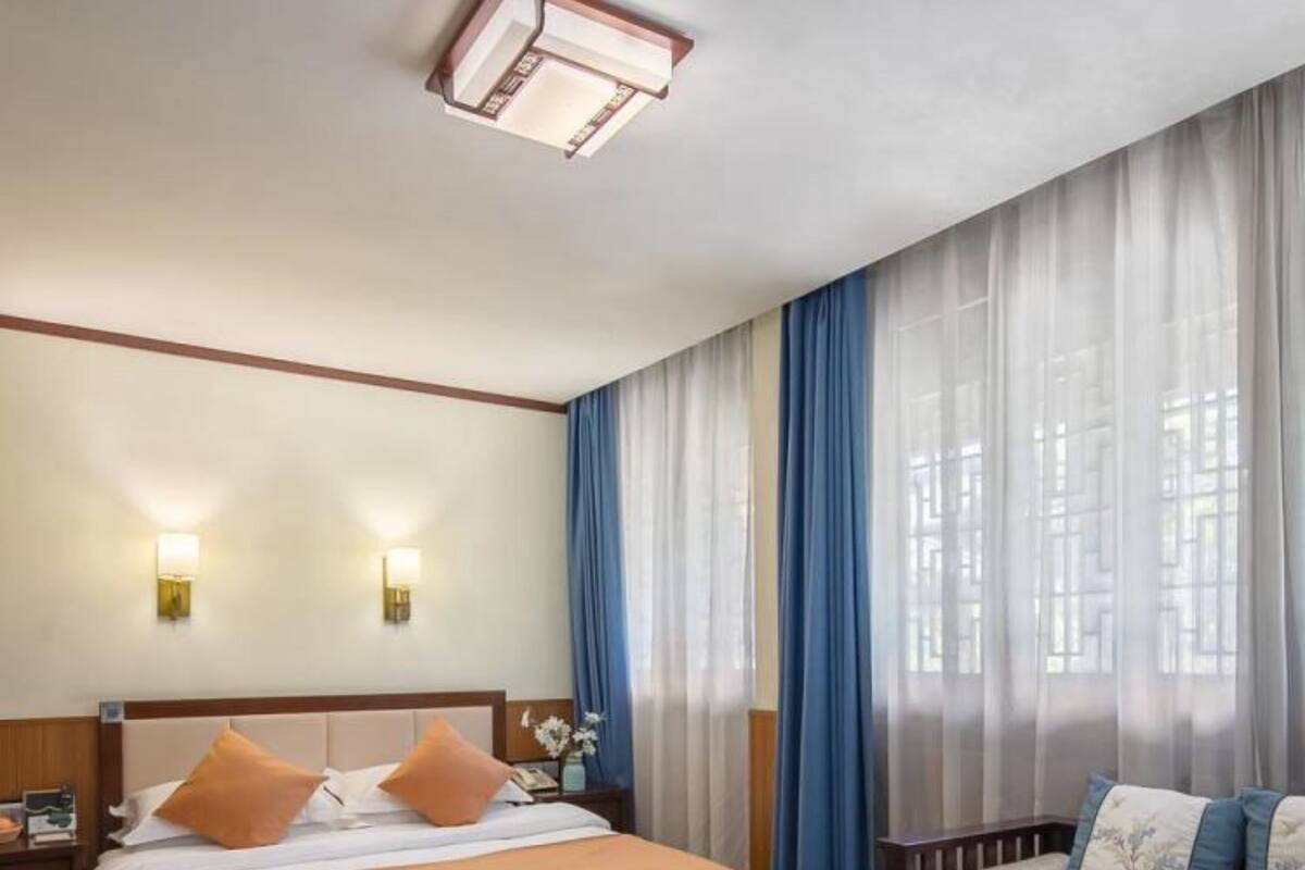 Classic Double Room | Blackout drapes, free WiFi