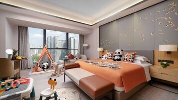 Luxury Double Room, 1 King Bed | Down duvets, minibar, in-room safe, desk