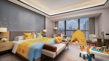 Luxury Double Room, 1 King Bed | 1 bedroom, down comforters, minibar, in-room safe