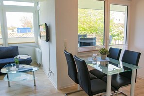 Dining - "Sanddorn" in the Strandburg house... close to the beach and in a quiet location! (Dahme)