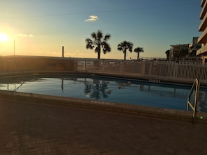 Utomhuspool
