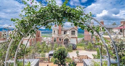 Floral Hotel Tengchong Yishuli Hotspring