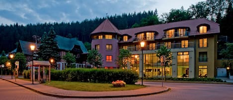 Front of property - evening/night