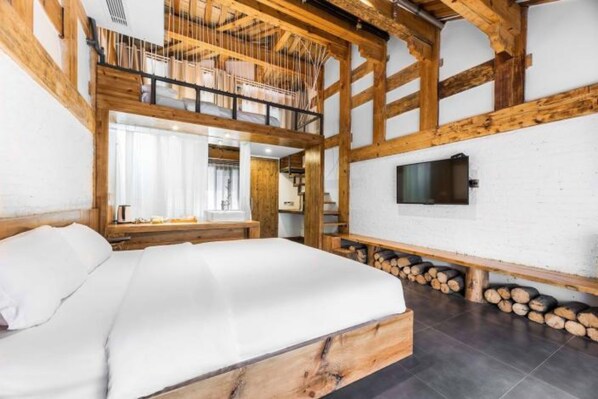 Exclusive-Suite (Mainland China Citizen Only) | Schreibtisch, Verdunkelungsvorhänge, kostenloses WLAN, Bettwäsche