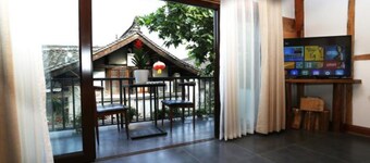 Floral Hotel Langzhong Pangmen College