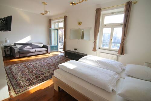 Coffres-forts dans les chambres, Wi-Fi gratuit, draps fournis