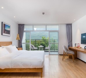 Superior Double Room (Mainland Chinese Citizen Only) - Floral Hotel Yangshuo Xiatangzhai (Guilin)