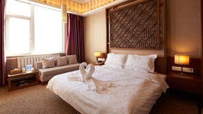 Deluxe Double Room(Mainland China Guest Only) - Floral Hotel Shangri-la Budange (Deqin)