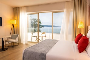 1 bedroom, in-room safe, iron/ironing board, free WiFi