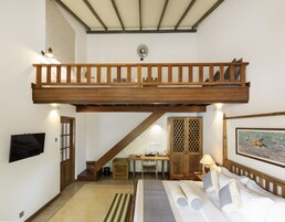 Ropa de cama de alta calidad y minibar 