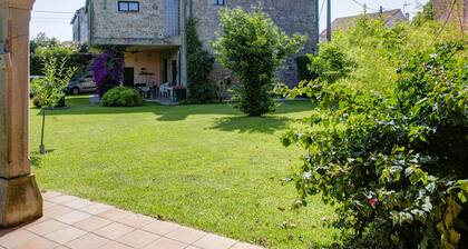 Casa da Escola. Galicia Rias Bajas. Ideal for families.