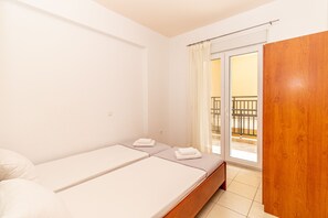 Family Apartment, Balcony