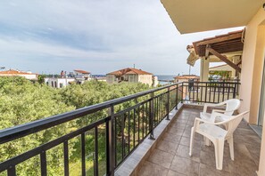 Departamento Confort, balcón, vista al mar | Vista desde la habitación