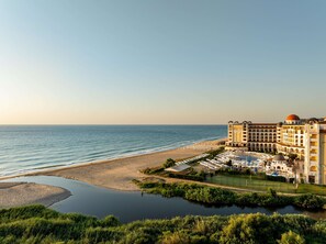 On the beach, beach massages, beach volleyball -  Alua Helios Bay - All Inclusive (Obzor)