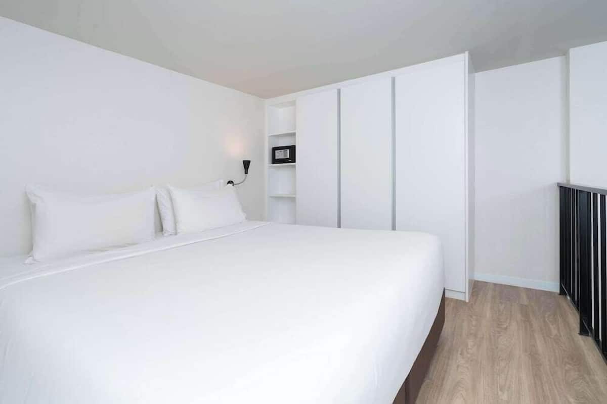 Down duvets, minibar, in-room safe, desk