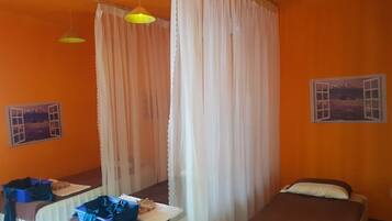 Turkish bath/hammam, body treatments, hydrotherapy, aromatherapy