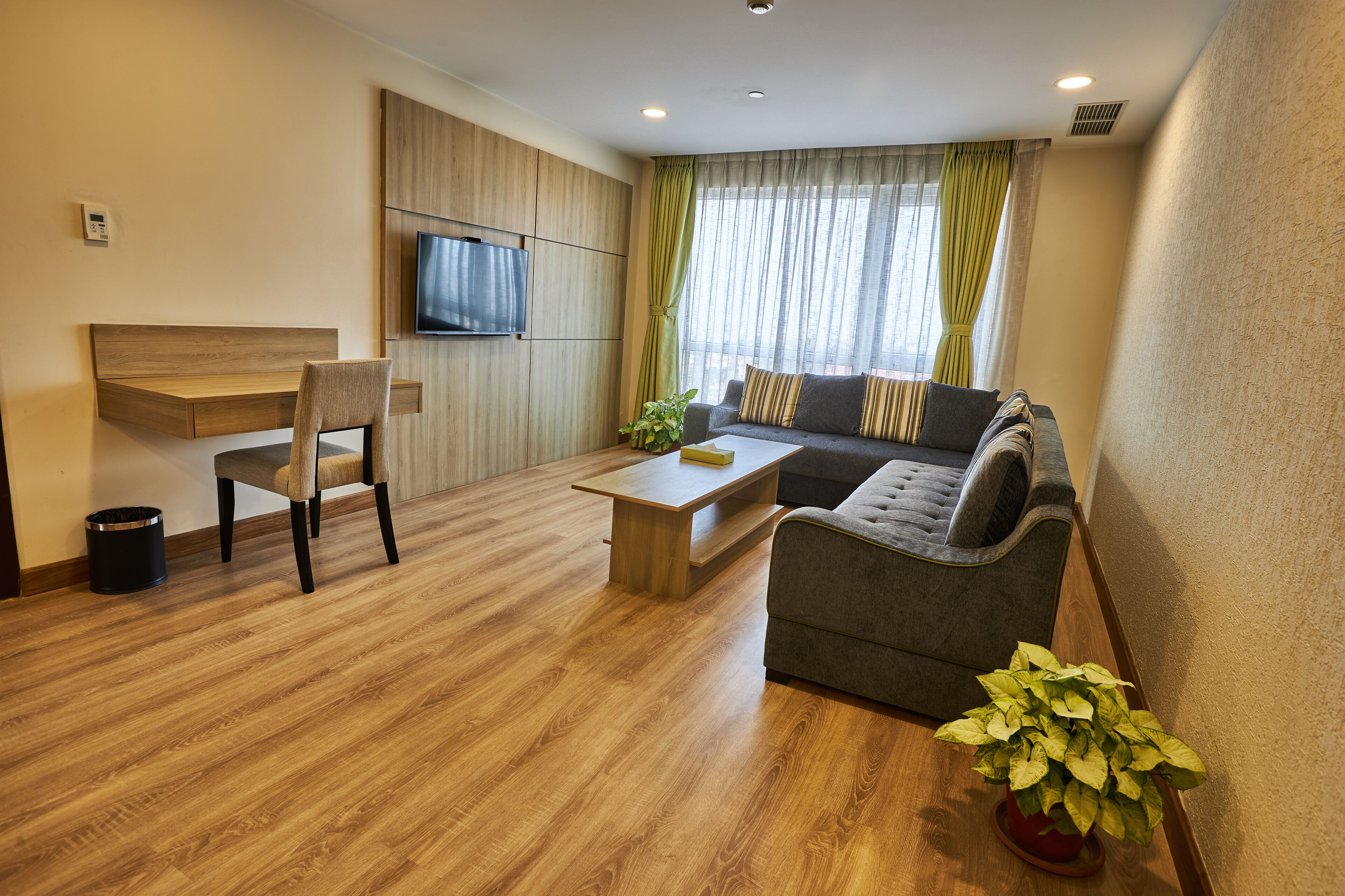 1 habitación, minibar y caja de seguridad en la habitación 