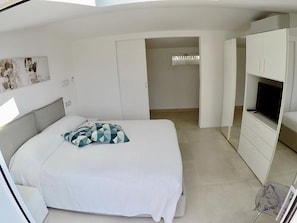 Apartment, 2 Bedrooms, Terrace, Sea View