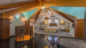 Estudi (in the tower of the fairy house 8) | Sala d'estar | Televisor de pantalla plana