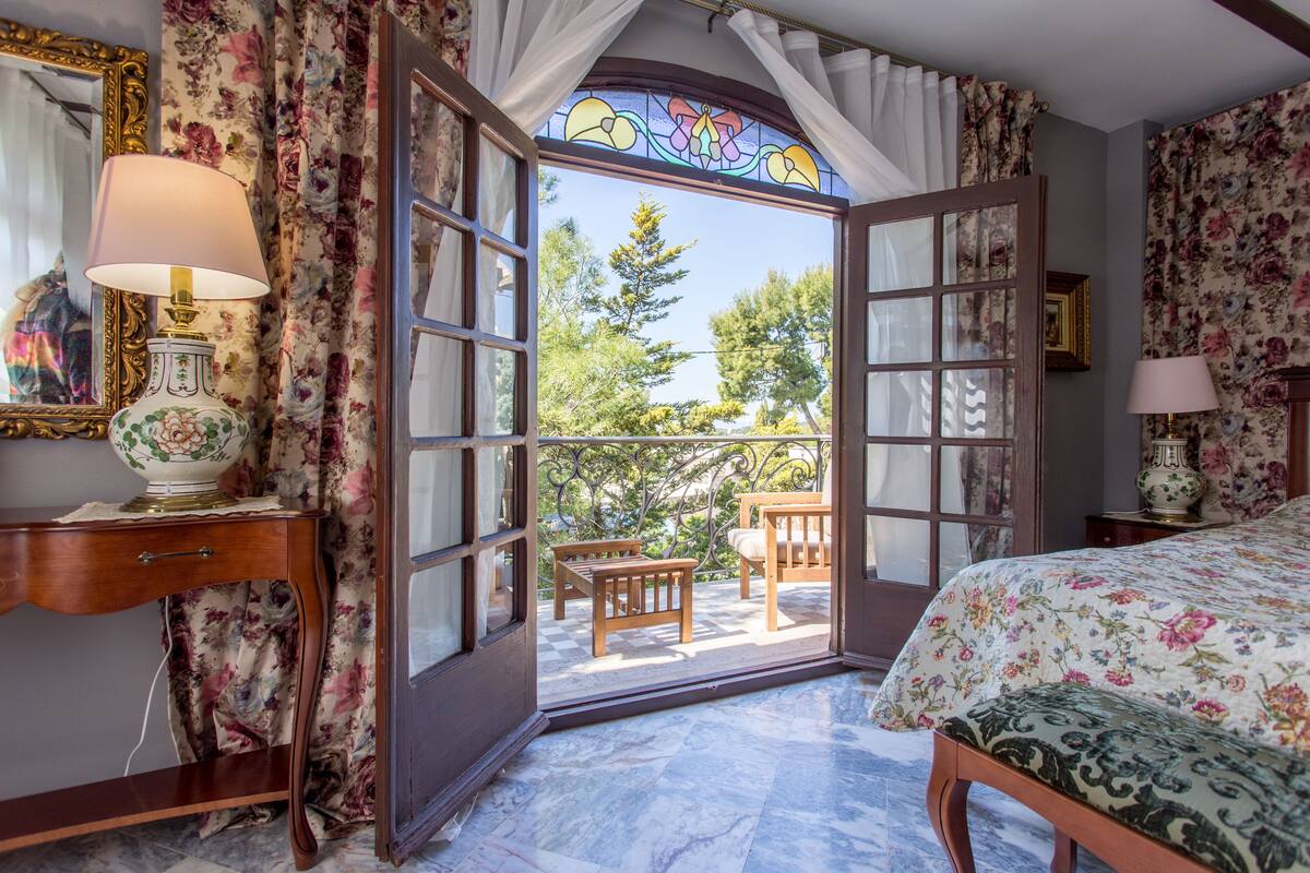 Apartment, 2 Bedrooms (with balcony 7) | Minibar, free cribs/infant beds, free WiFi, bed sheets