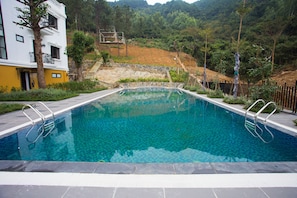 Udendørs pool