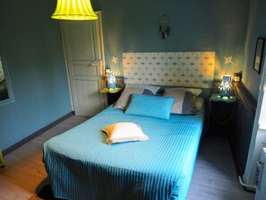 ห้องสแตนดาร์ดดับเบิล (Brigand) | ห้องพักตกแต่งอย่างมีเอกลักษณ์, ตกแต่งพิเศษโดยเฉพาะ, ผ้าม่านกันแสง