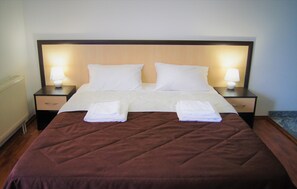 Fer et planche à repasser, lits pliants/supplémentaires, Wi-Fi gratuit