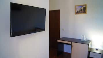 Habitación individual estándar, 1 cama individual, para no fumadores | Tabla de planchar con plancha, camas extra, wifi gratis y ropa de cama
