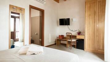 In-room safe, individually decorated, individually furnished