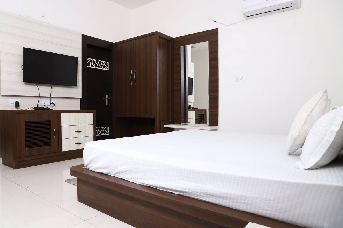 Quarto luxo, 1 cama King, para não fumantes | Camas extras